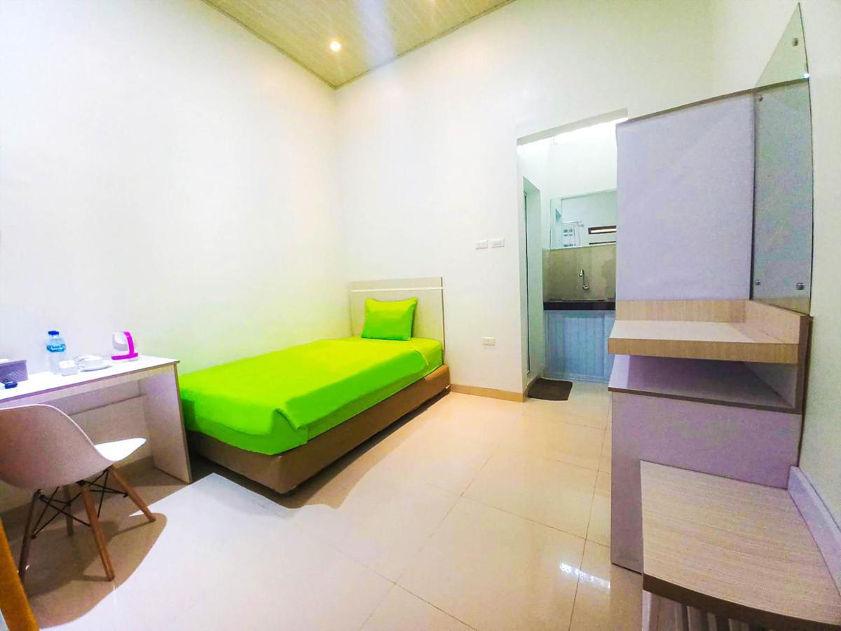 Hometown Residence Bandar Lampung Kültér fotó